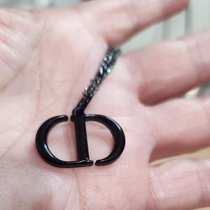 CD (DIOR)Phone charm